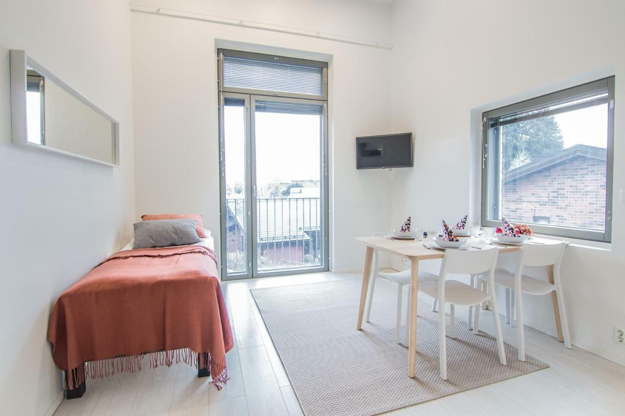 Spot Apartments Tikkurila 万塔 外观 照片