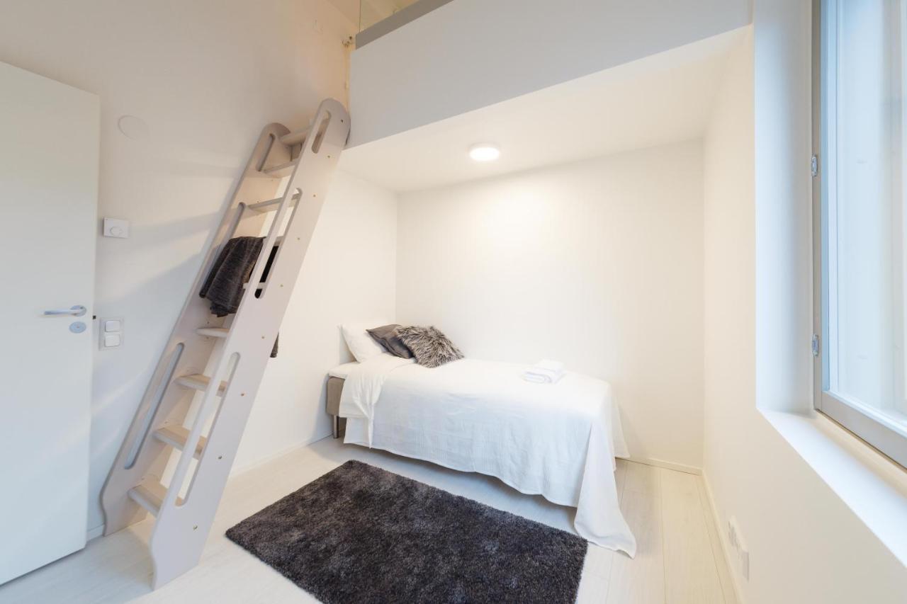 Spot Apartments Tikkurila 万塔 外观 照片