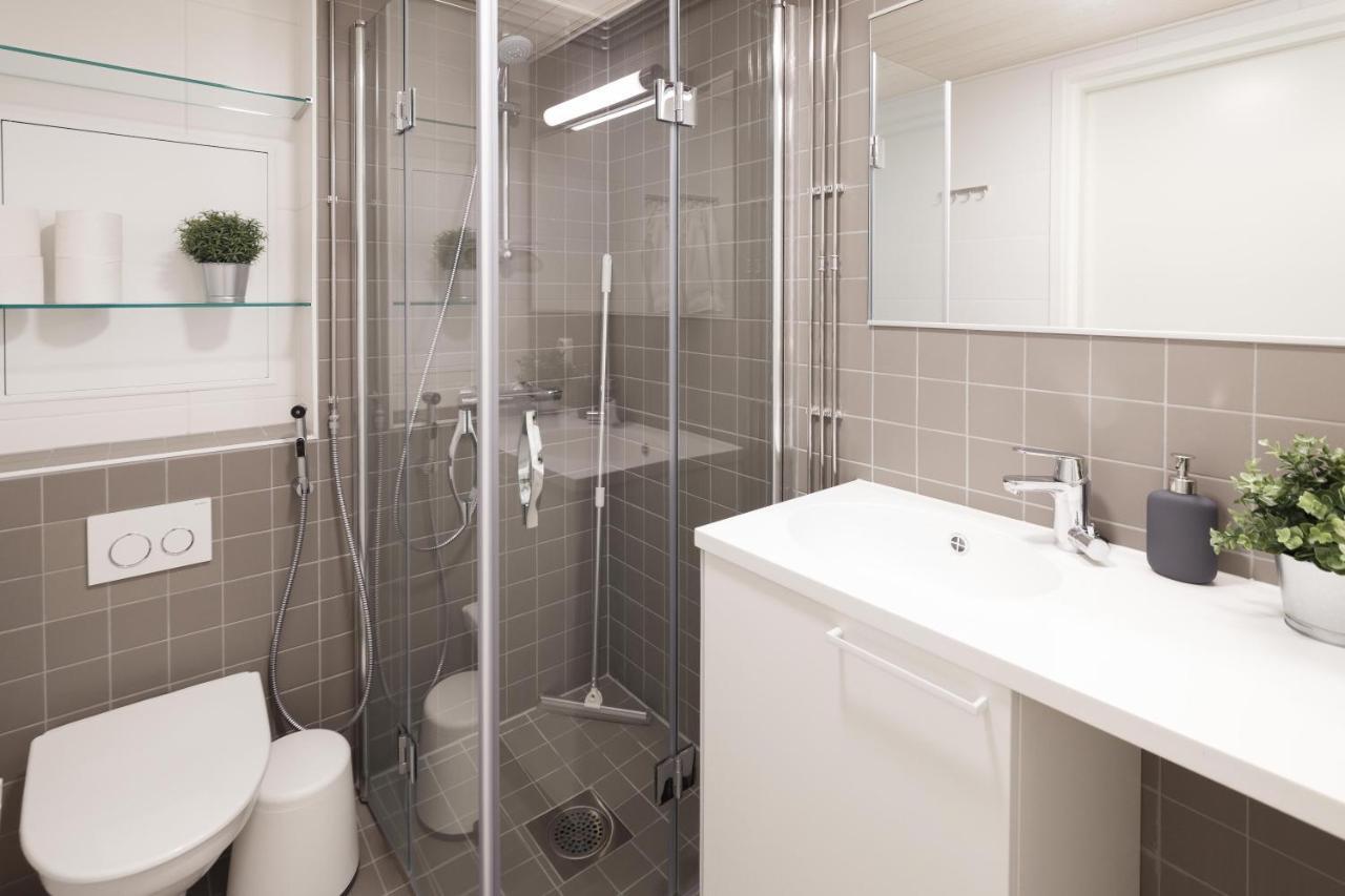 Spot Apartments Tikkurila 万塔 外观 照片